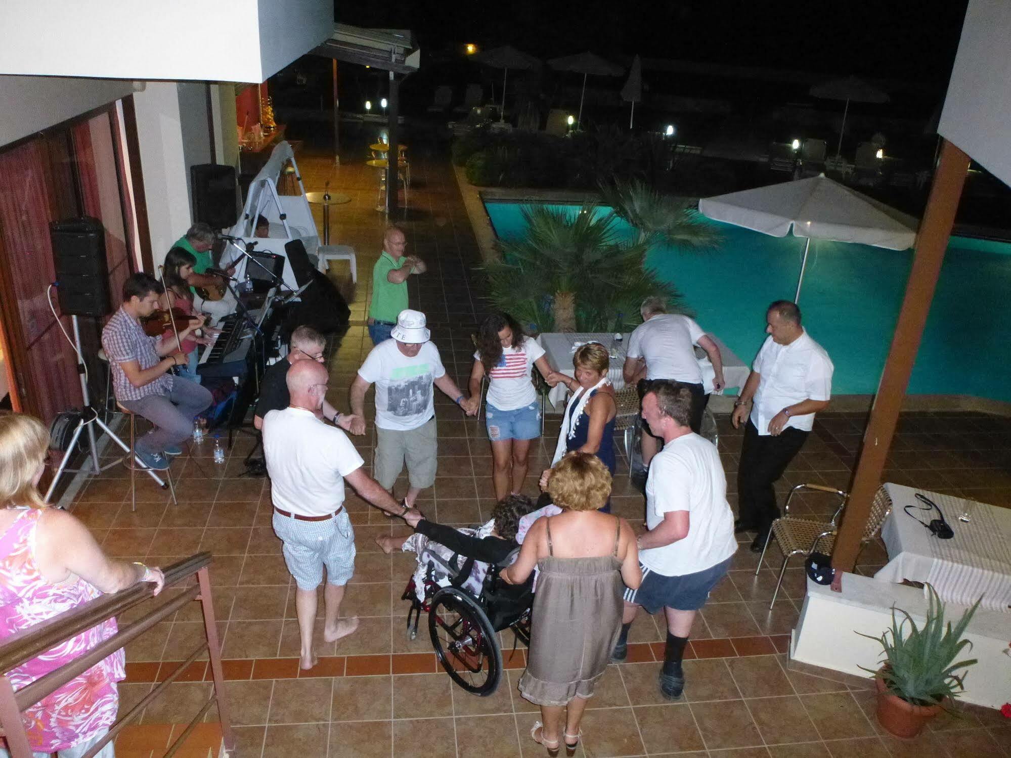 Eria Resort For People With Special Abilities Maleme Exterior foto
